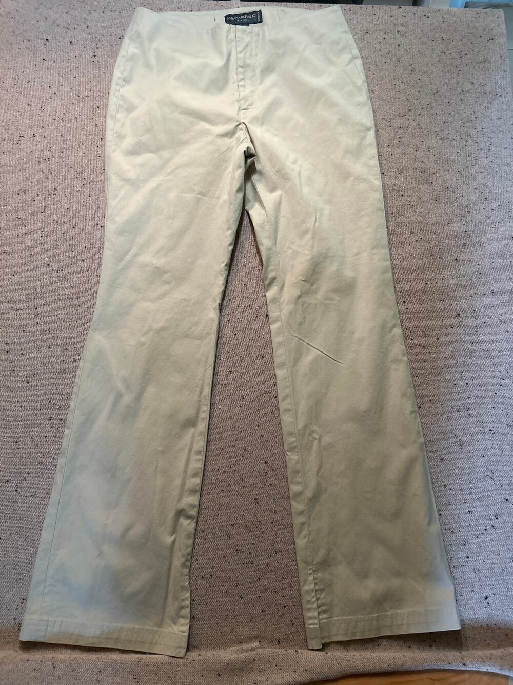 Banana Republic Martin Fit Pants Women's 6 Khaki Preppy Flat Front Boot Cut
